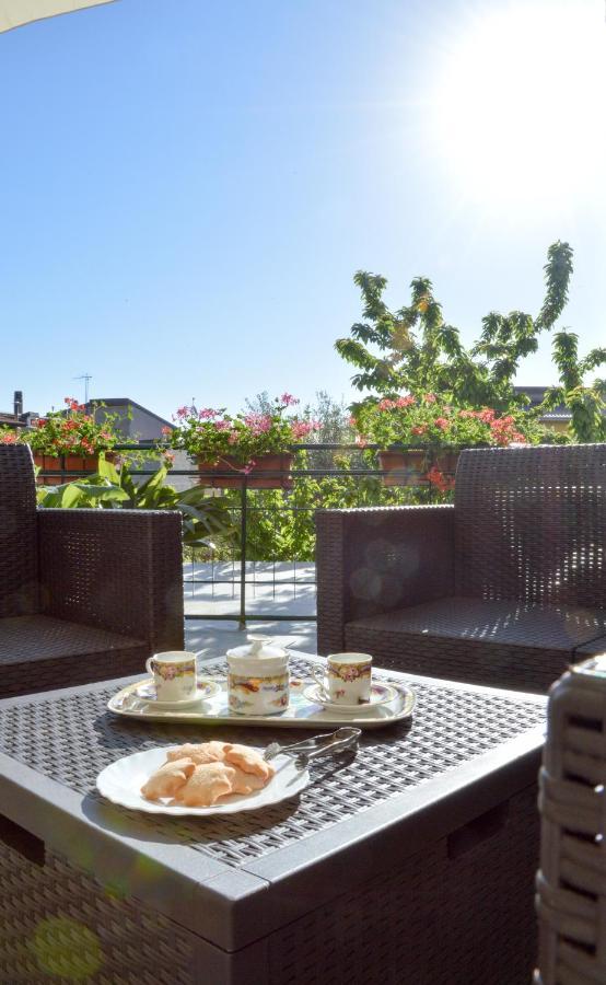 B&B La Genziana Фонни Экстерьер фото