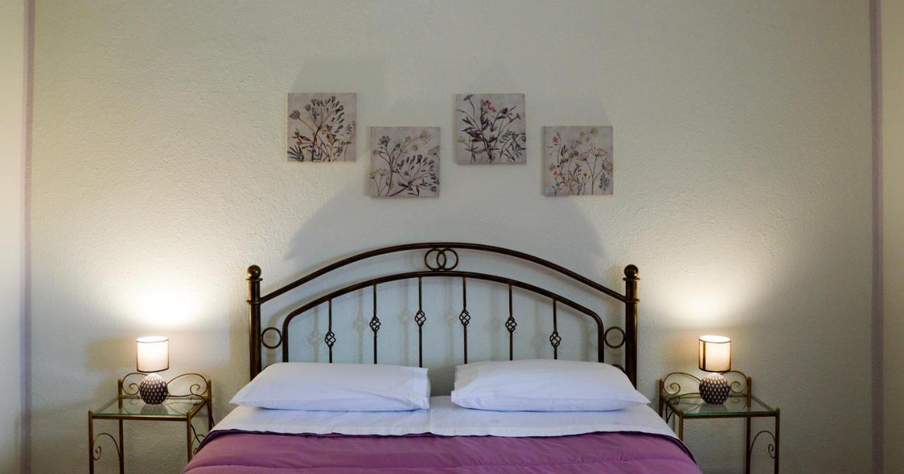 B&B La Genziana Фонни Экстерьер фото