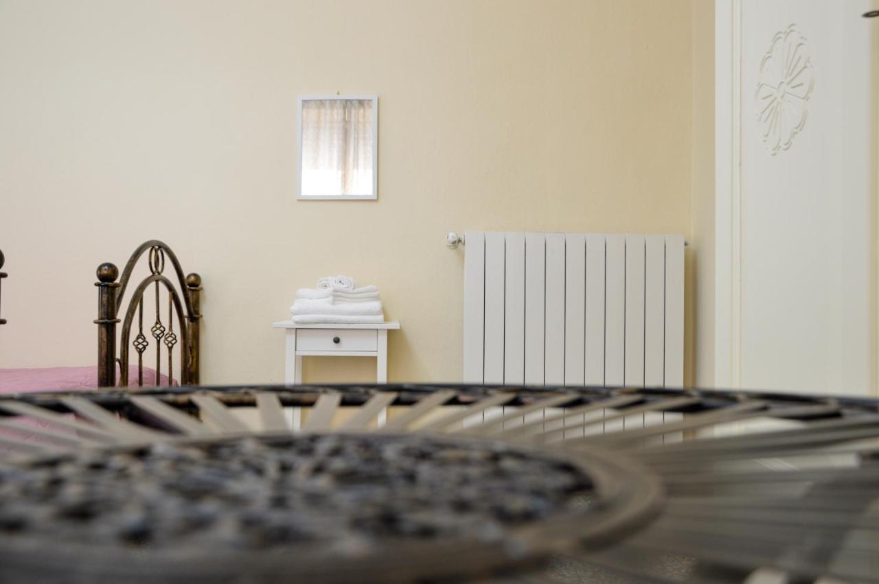 B&B La Genziana Фонни Экстерьер фото