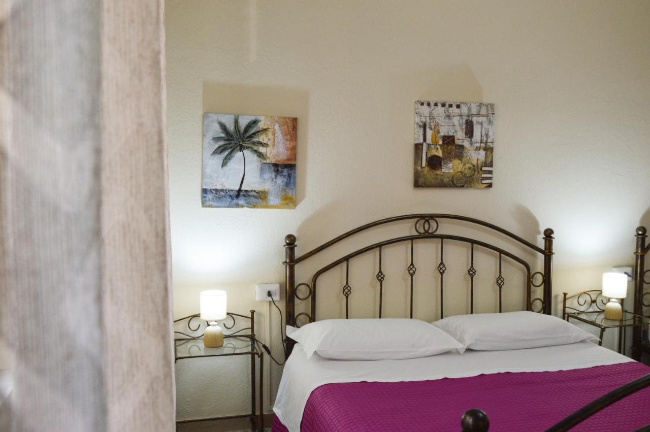 B&B La Genziana Фонни Экстерьер фото
