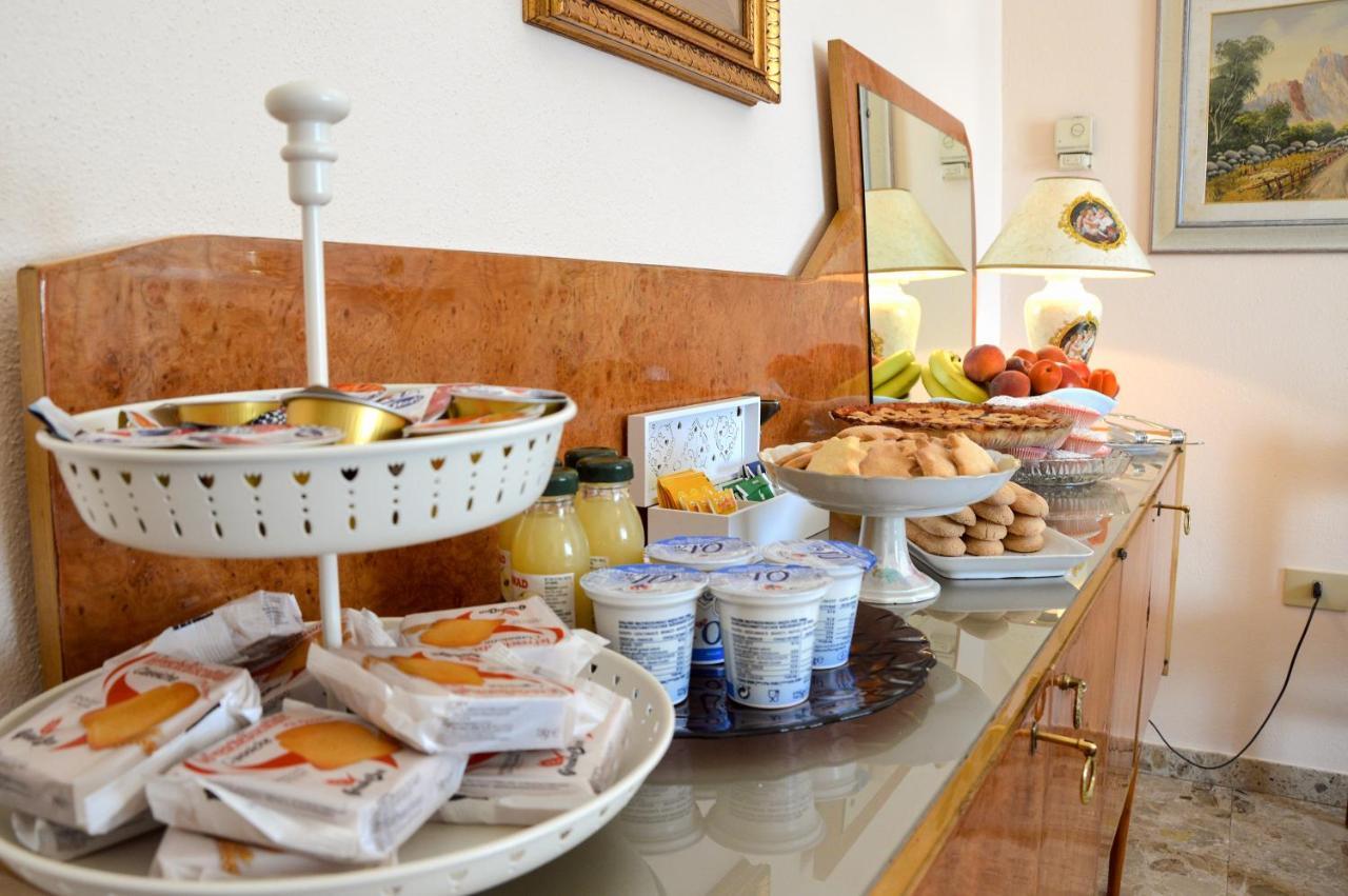 B&B La Genziana Фонни Экстерьер фото